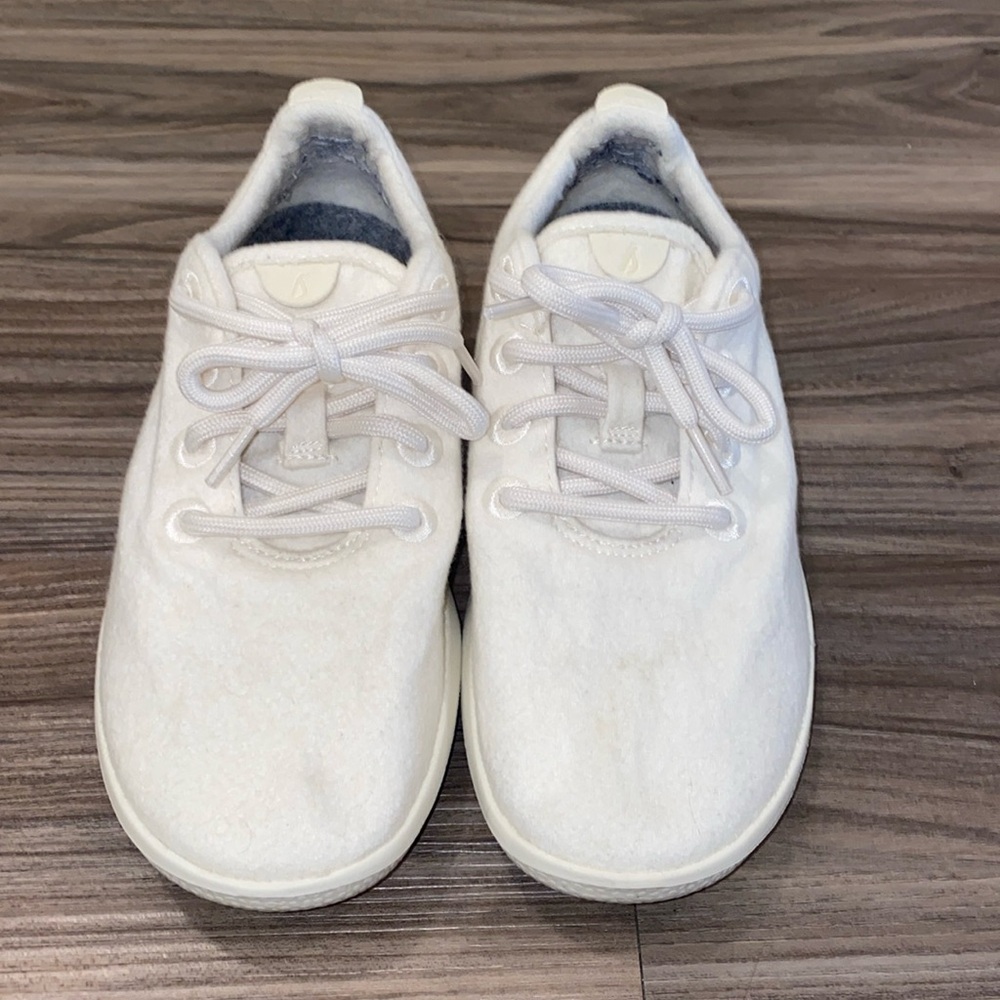 White/Cream Allbirds